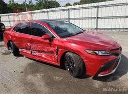 تۆیۆتا کامری